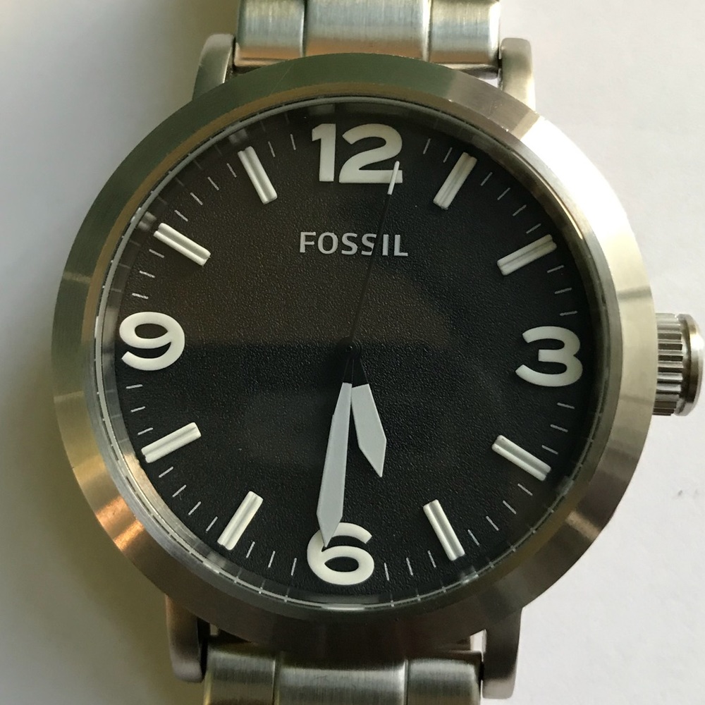 Fossil all stainless steel men’s watch.